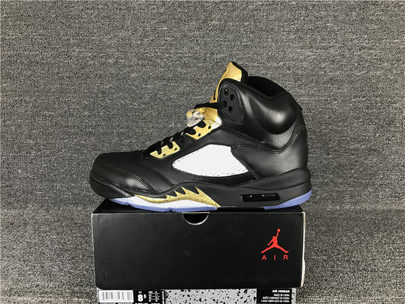 Air Jordan 5 scratch Music 136027 033